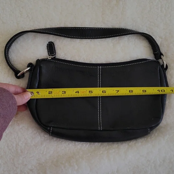 Wilson's Leather Maxima Black Leather Purse/Bag - Picture 11 of 12